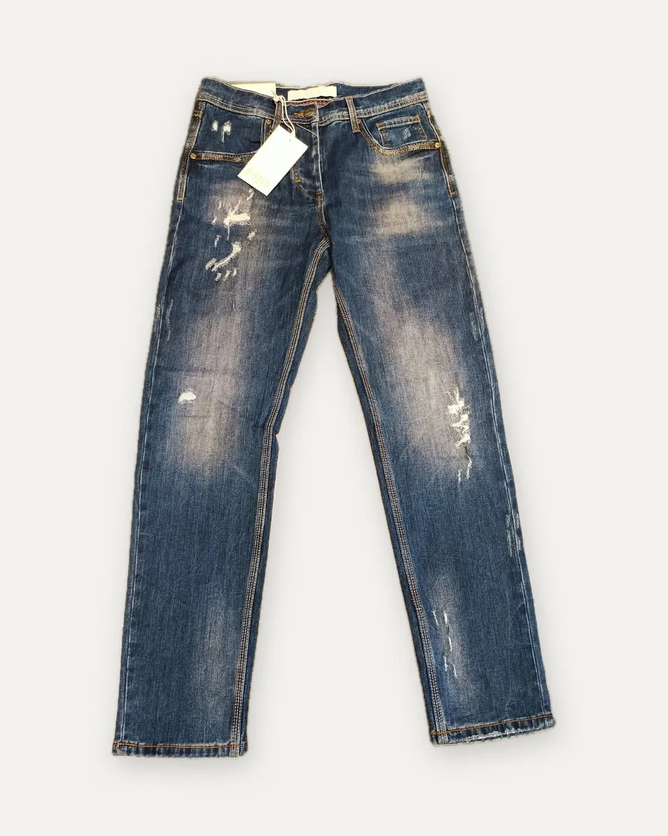 Jeans slavato con piccoli strappi OVER/D, blu